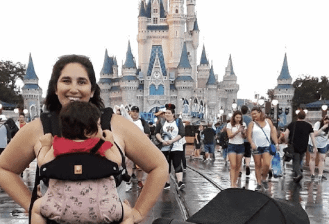 8 Must Have Items for Flying with Babies and Young Kids