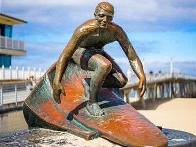 35+ Fun Things to Do in Hermosa Beach: The Local Guide 3 Hermosa Beach Pier Statue